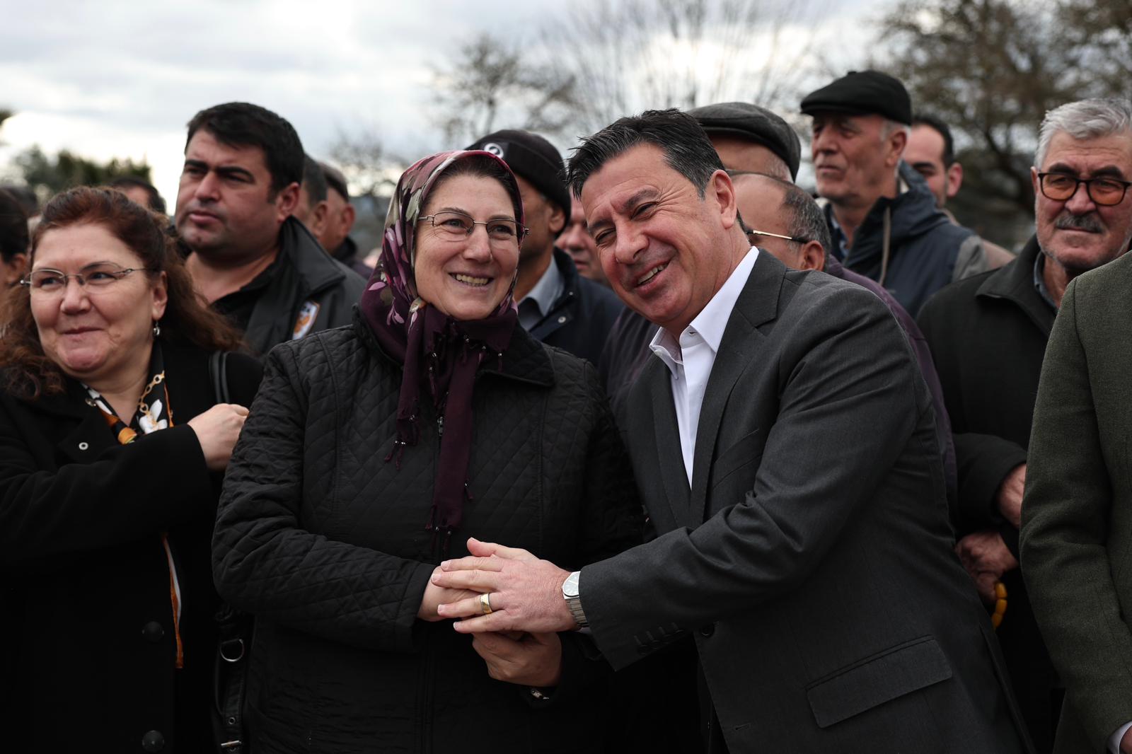 Başkan Aras Meyve Fidanı Dağıtımında Üreticilerle Buluştu