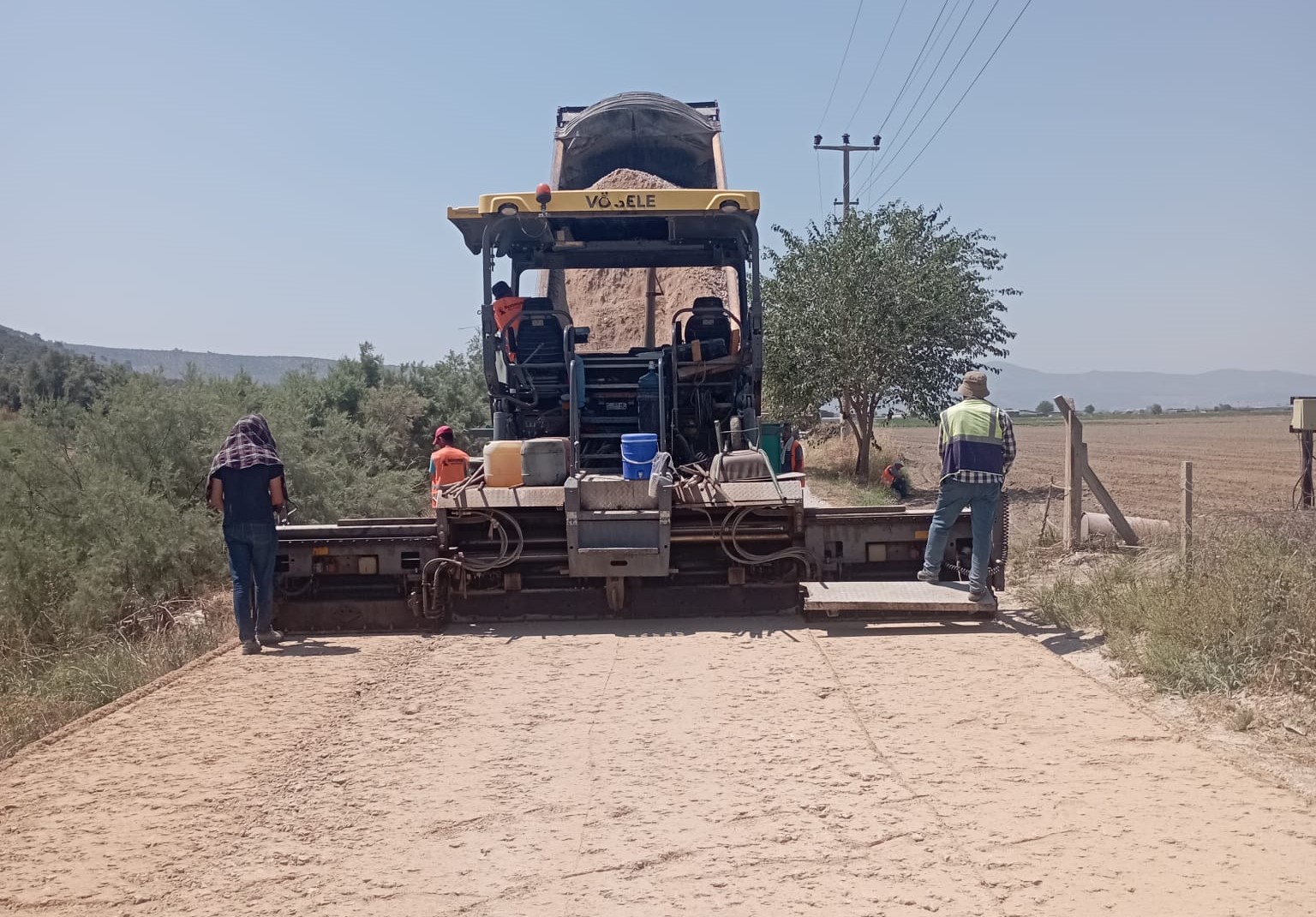 Büyükşehir Kırsalda Ulaşımı Güçlendiriyor