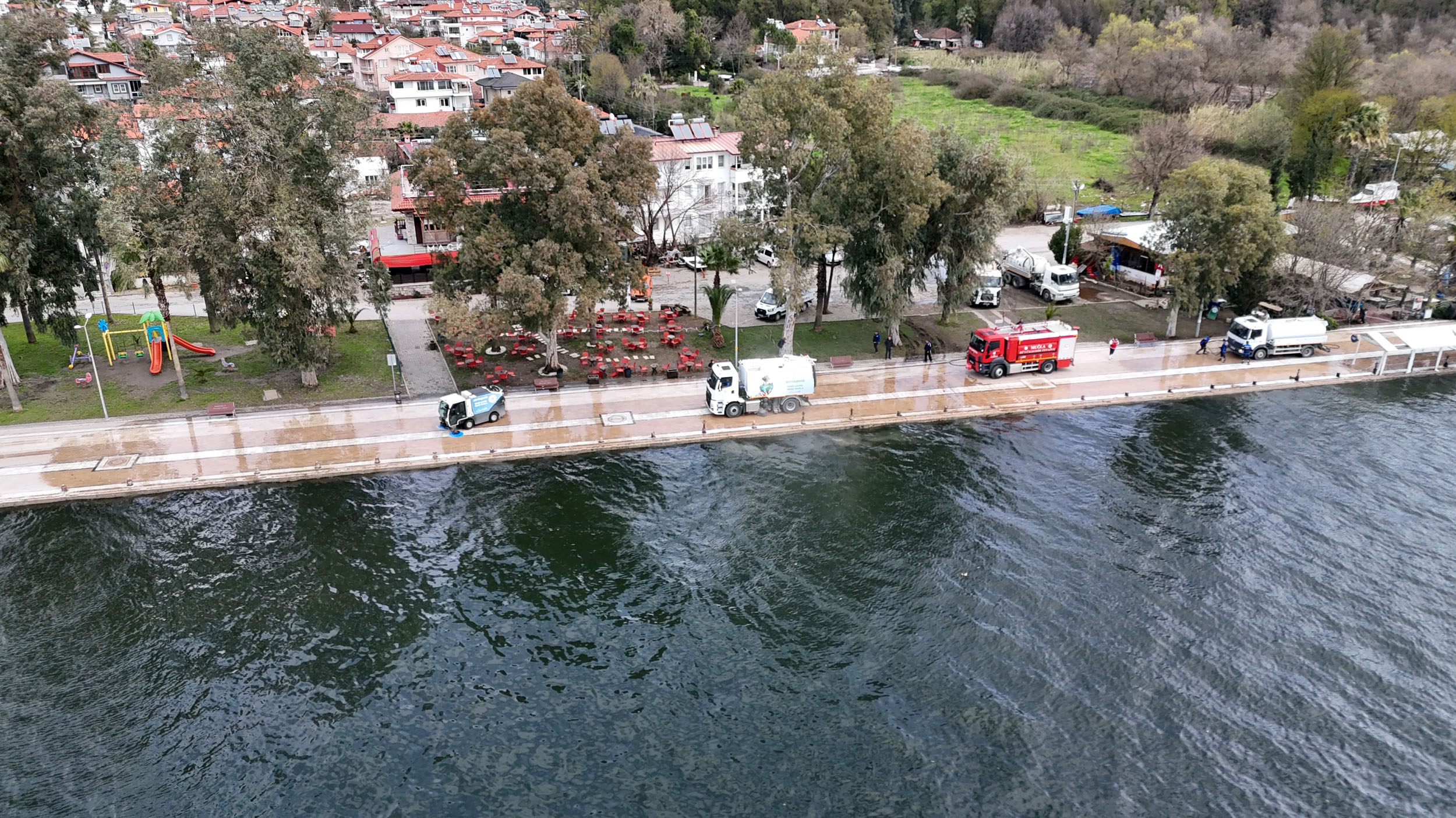 Büyükşehir Köyceğiz’deki Taşkının İzlerini Sildi