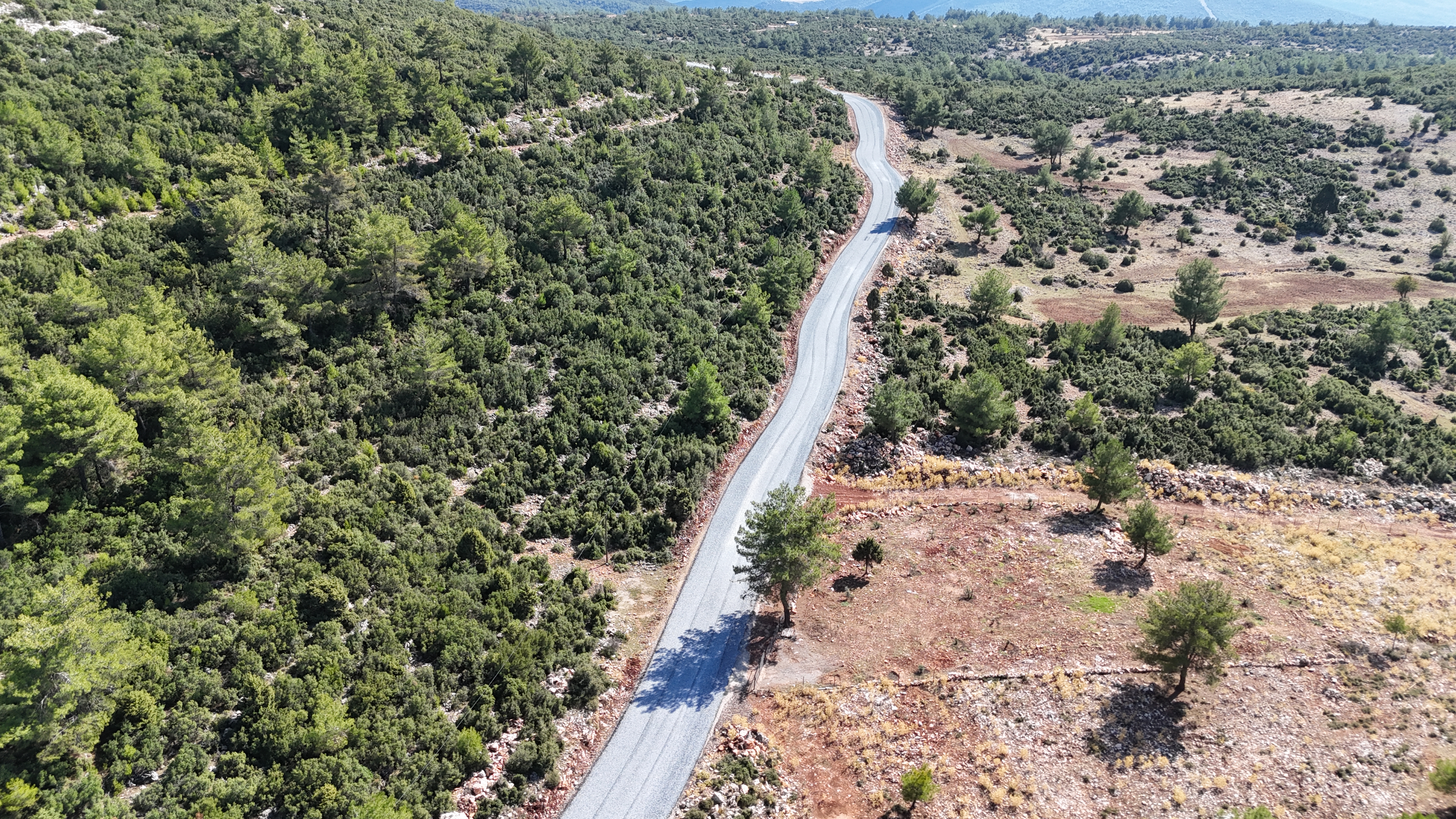 Büyükşehir Menteşe Kırsalında Ulaşım Konforunu Artırıyor