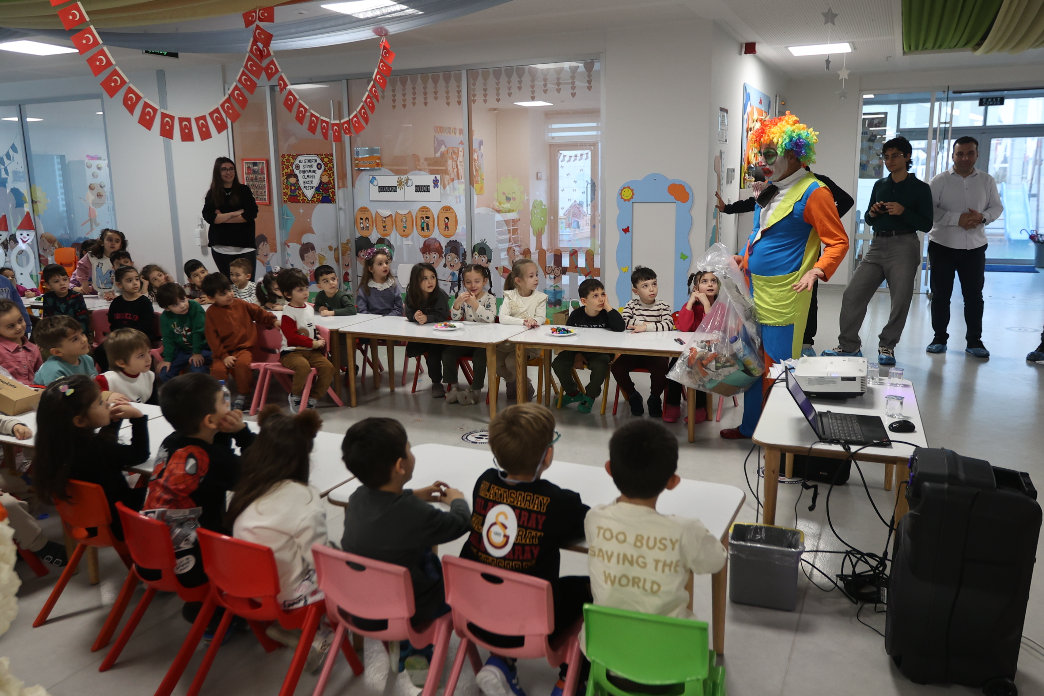 Büyükşehir Miniklere Geri Dönüşüm Bilinci Aşılıyor