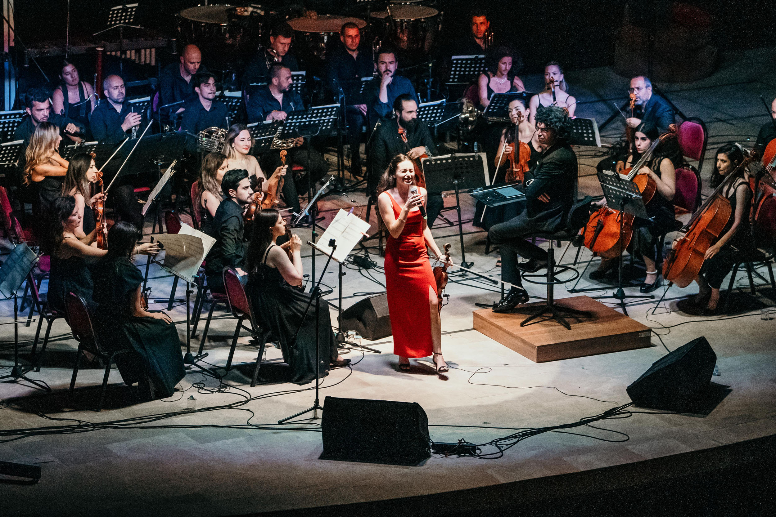 Büyükşehir Orkestrası ve Esther Abrami’den Muhteşem Konser 