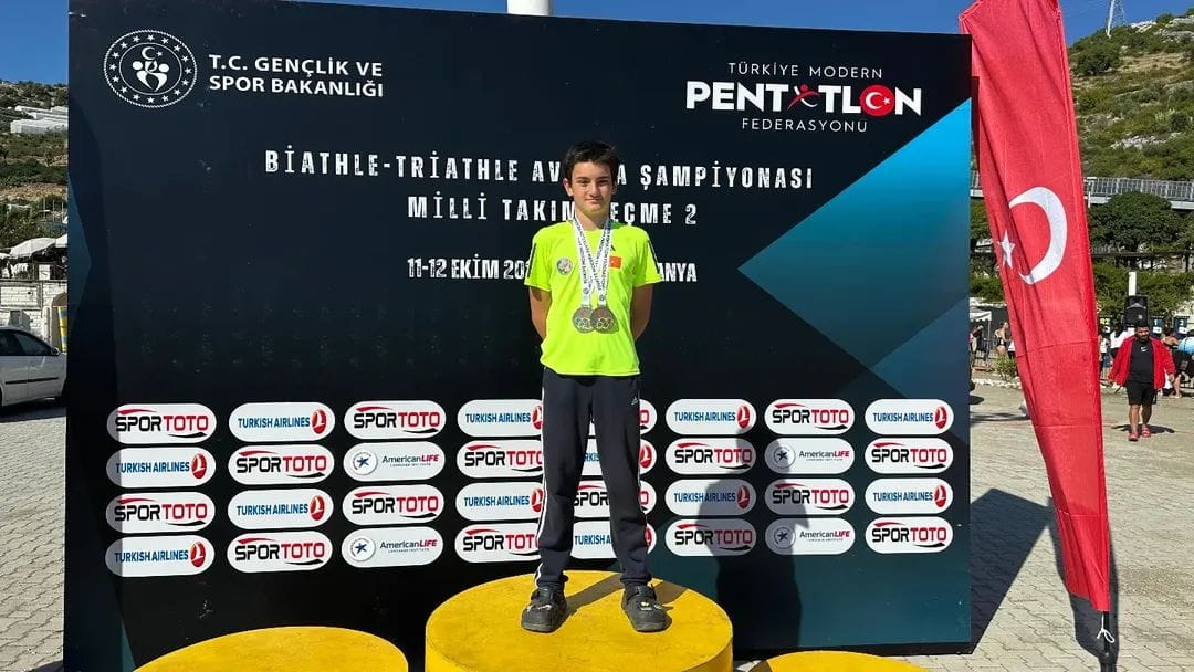 Büyükşehir Sporcusu Batur Genç’ten İki Günde İki Türkiye Şampiyonluğu