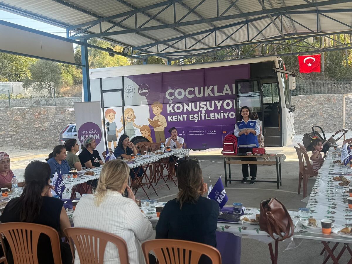 Kırsala Eşit Hizmet: Gezici Da(Ya)Nışma Otobüsü Yollarda