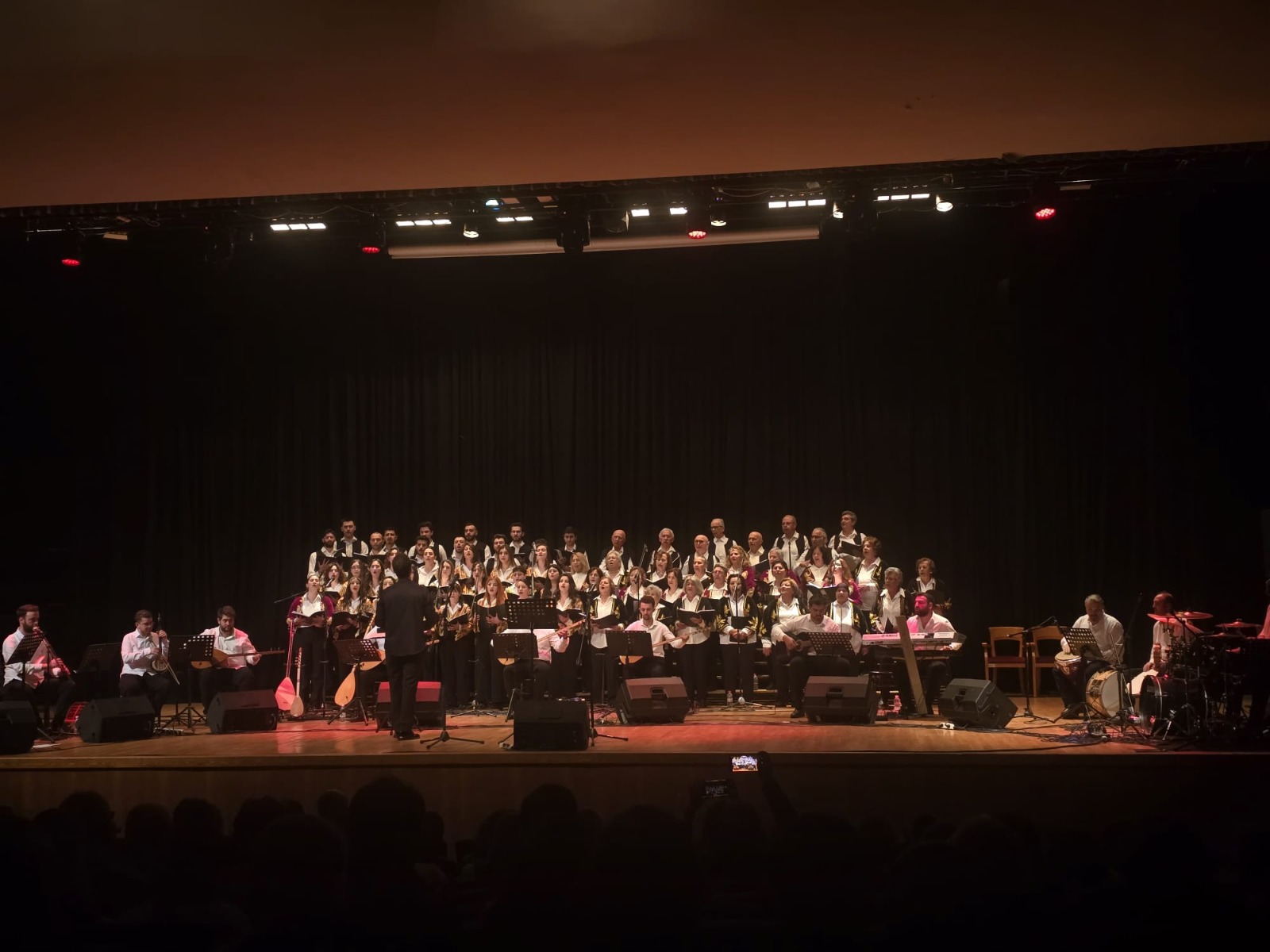 Nesilden Nesile Türküler Aynı Sahnede Buluştu