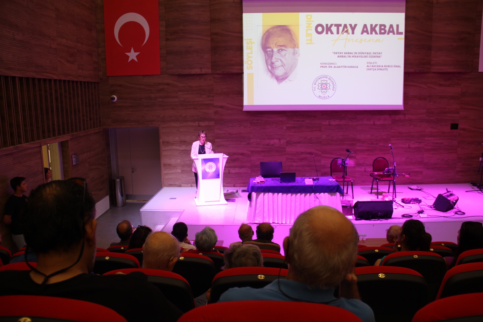  Oktay Akbal Muğla’da Sevenleri ile Anıldı 