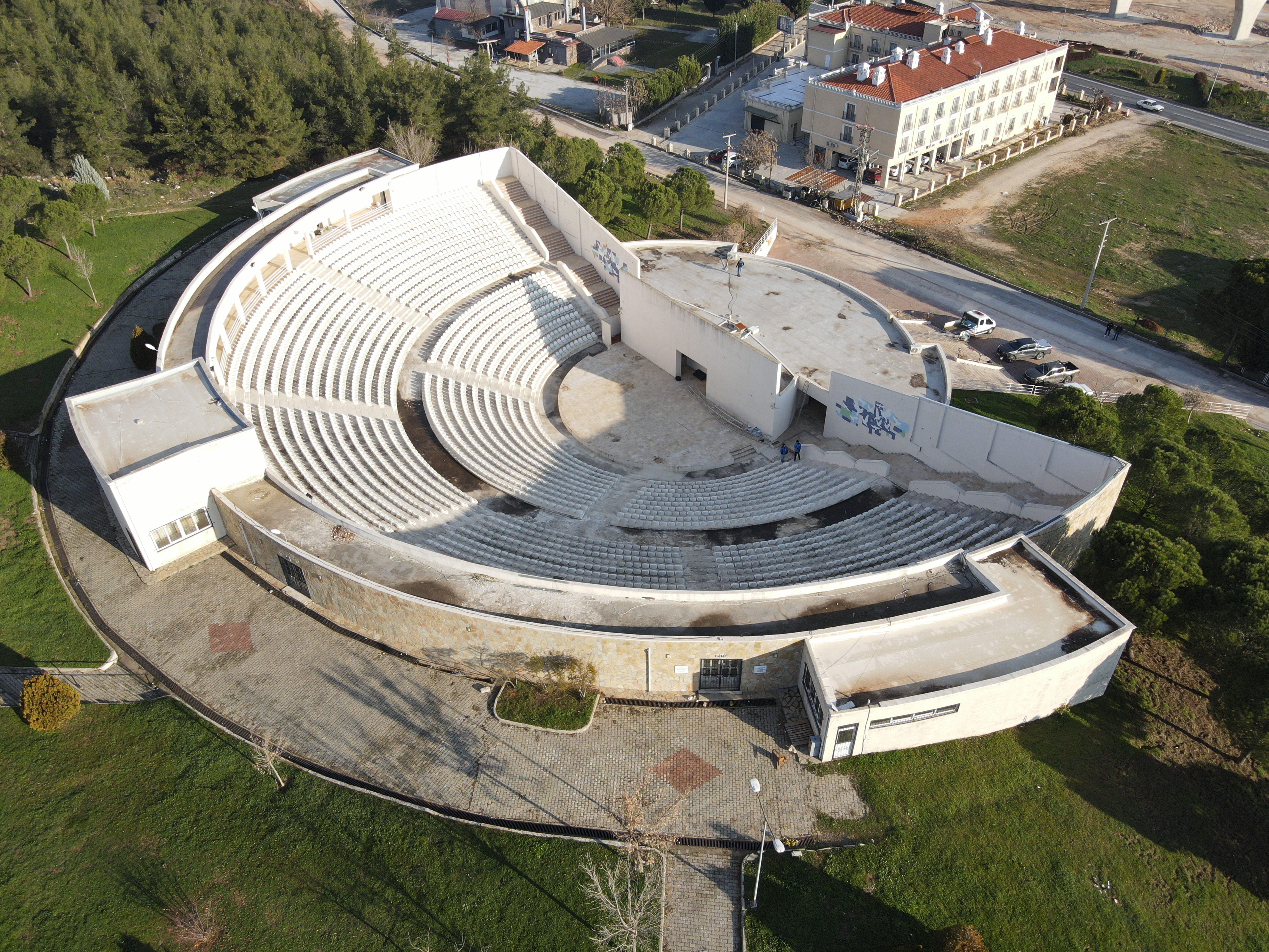 Şadan Gökovalı Açık Hava Tiyatrosu Yenileniyor 